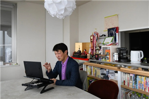 Thời gian làm việc tại nhà khiến nhiều người Nhật suy nghĩ về mục đích sống, sẵn sàng nhảy việc, dù 50 hay 60 tuổi.
